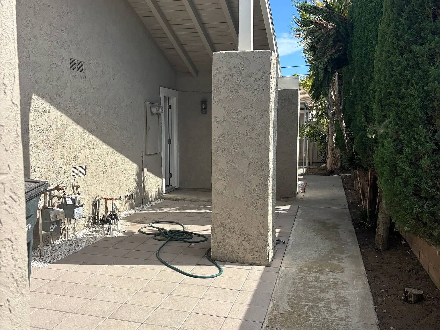 2 bed, 900 sqft, $2,950 — Photo 3