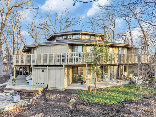 404 Deerpath WEST West #H, Fontana, WI 53125