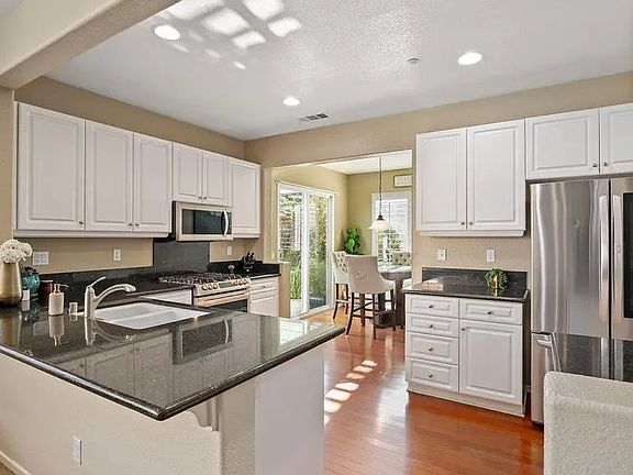 2nd image of 10287 Spruce Woodlands Way