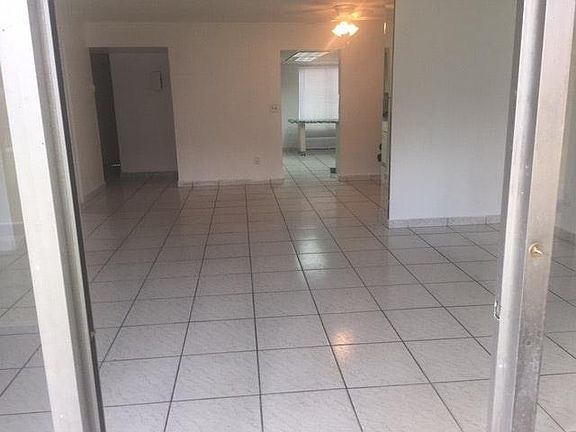 Living Room Front/Kitchen Door