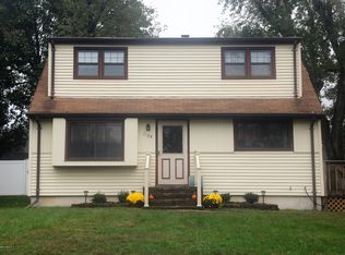 1128 Narrumson Rd, Wall Township, NJ 08736