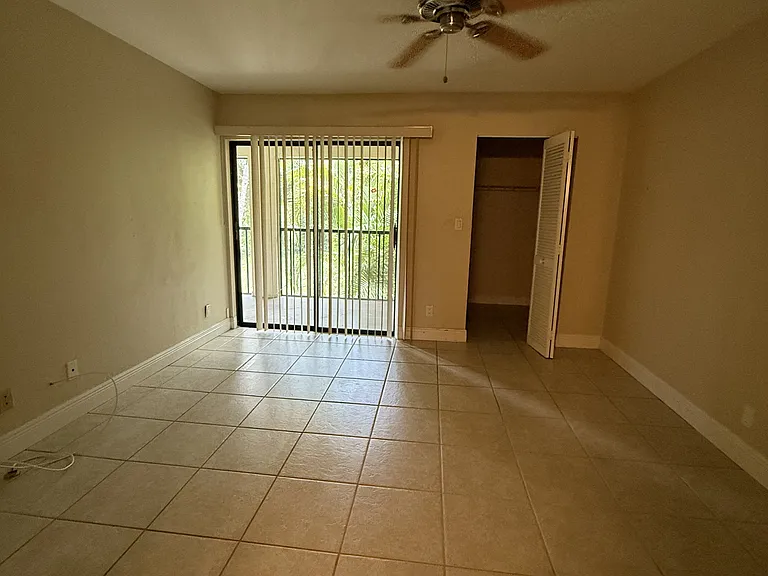 3806 Guilford Rd — Photo 10
