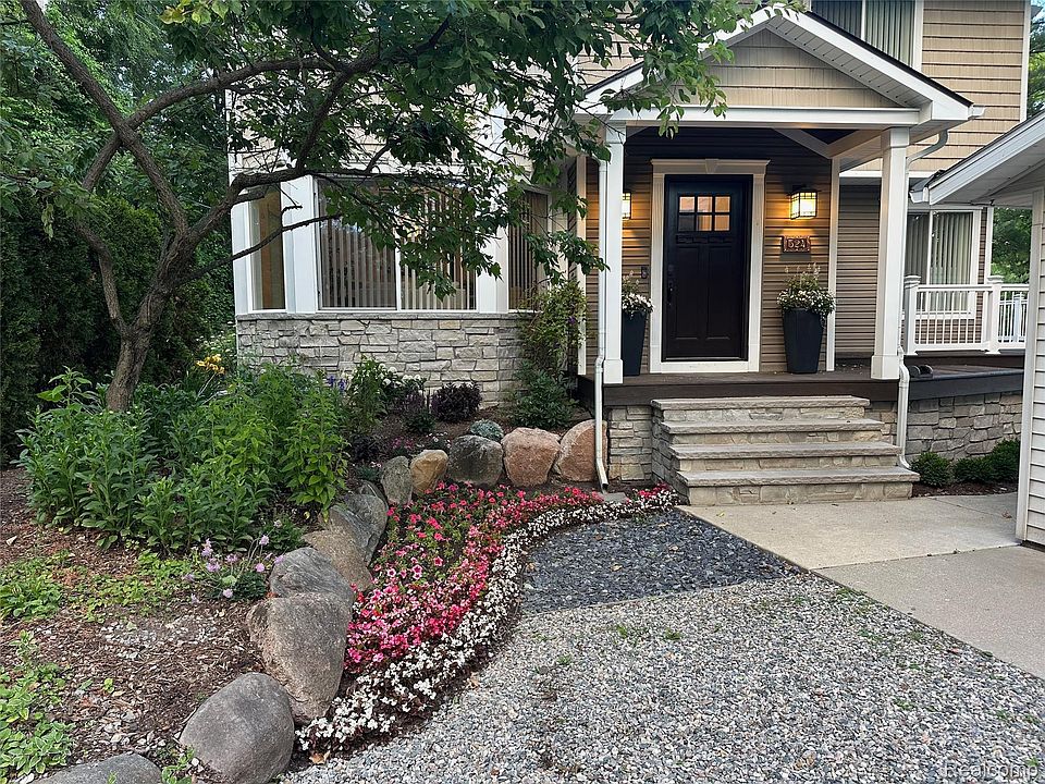 1st image of 524 Fernhurst Ct