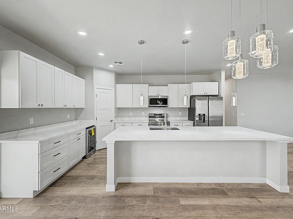 1st image of 9435 W CONCORDIA Drive