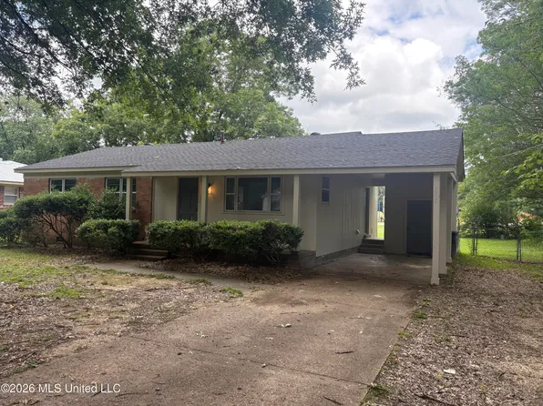 208 Camille St, Senatobia, MS 38668