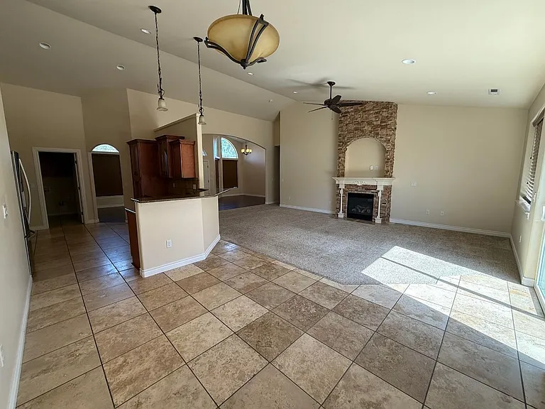 1399 Belmont Blvd — Photo 3
