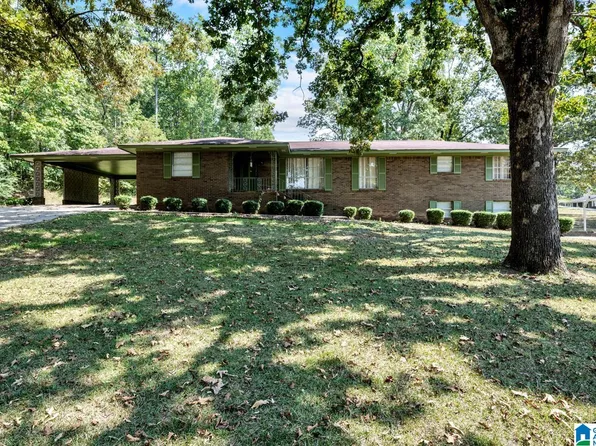 2979 Pine Hill Dr, Adamsville, AL 35005