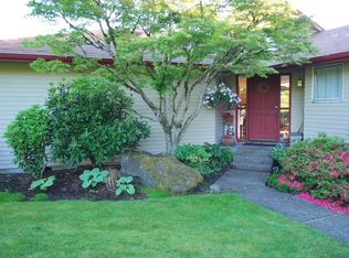 5811 Boston Harbor Rd NE, Olympia, WA 98506