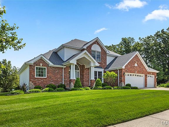 2nd image of 33 Bear Creek Dr