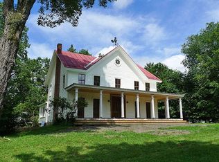 195 Spring Lake Rd, Red Hook, NY 12571