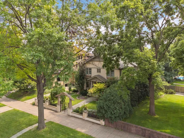 582 Summit Ave, Saint Paul, MN 55102