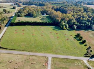 146 Rimrock Rd, Harmony, NC 28634