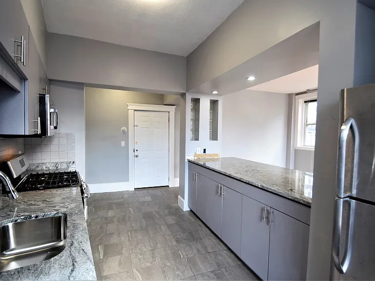 83 Glenville Ave #1 — Photo 7