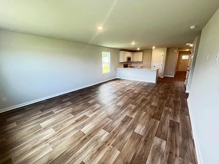 190 Birchwood Dr — Photo 6