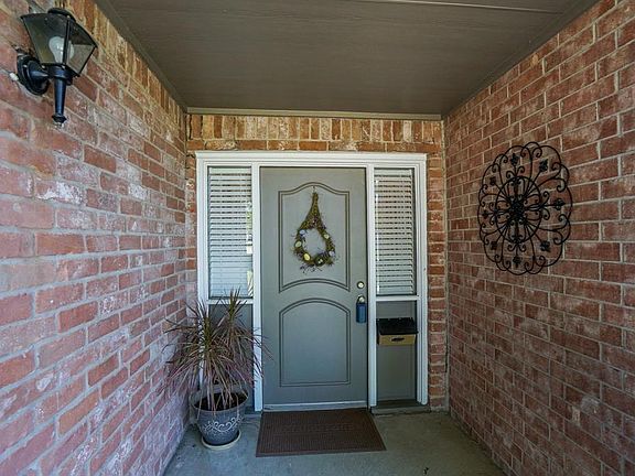 2nd image of 14246 Misty Meadow Ln