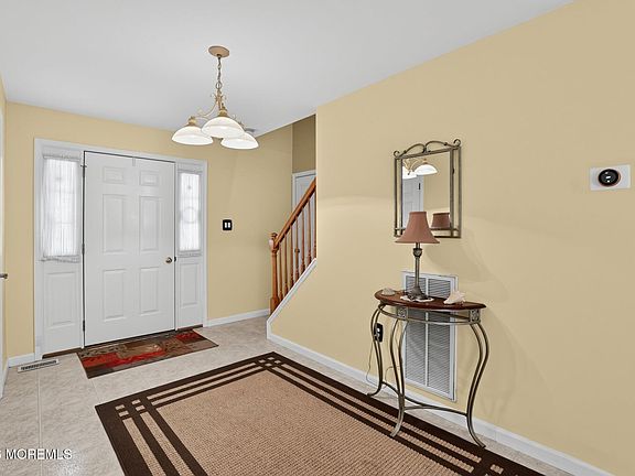 4th image of 30 Pinewood Road