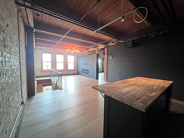 600 Monroe Ave NW #206 — Photo 14