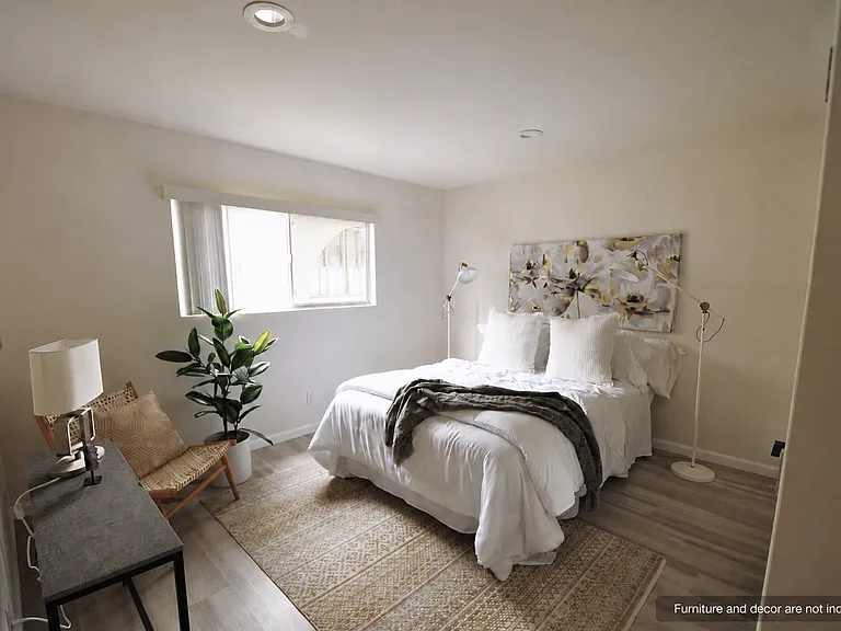 Westgate Apartments in Linda Vista — Photo 34