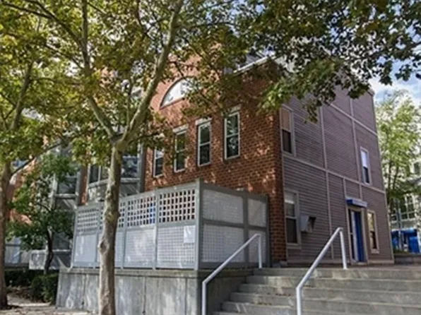 3 Henry St #77, Cambridge, MA 02139