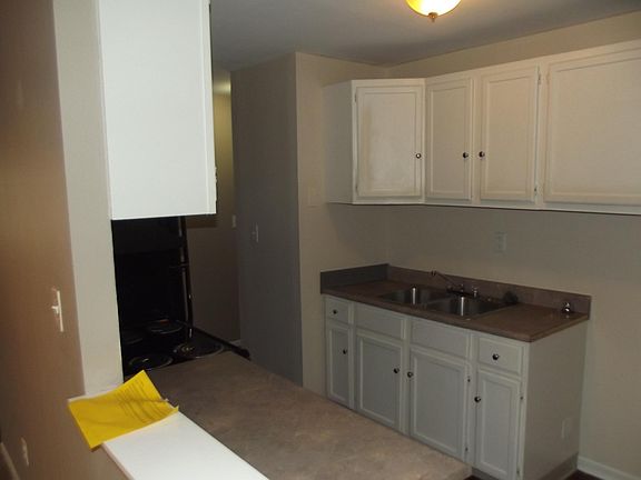 4th image of 2661 Wheatfield Dr