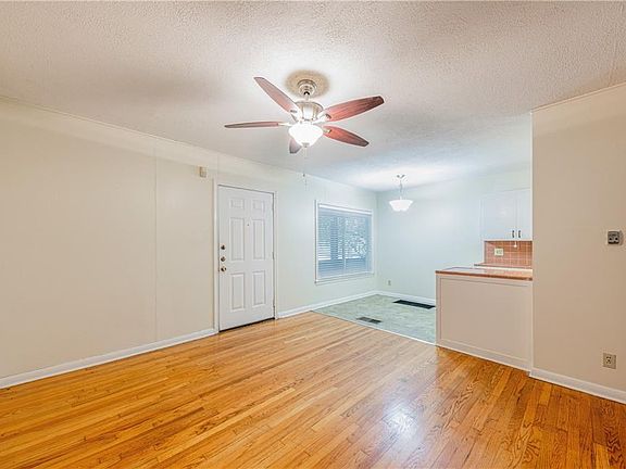 4th image of 1509 Shoal Creek Blvd APT A