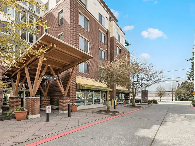 New Haven Senior Living Apartments — Photo 11
