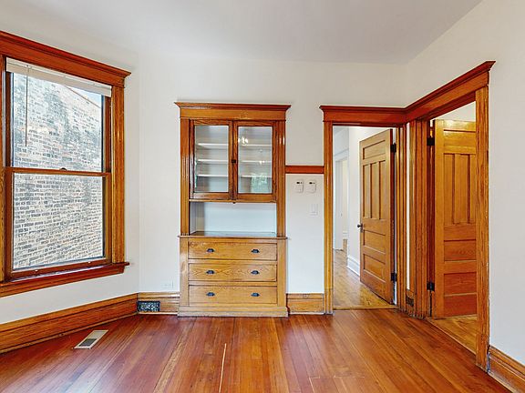 4th image of 2506 N Mozart St #2