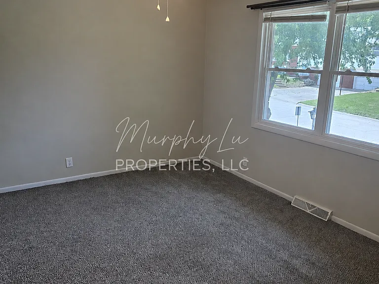1601 Tamara Dr — Photo 16