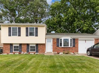 833 Suncreek Ct, Cincinnati, OH 45238