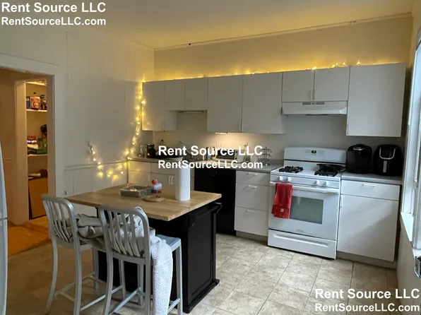 32 Chatham St APT 4, Cambridge, MA 02139