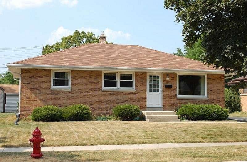 1st image of 9736 W Manitoba St