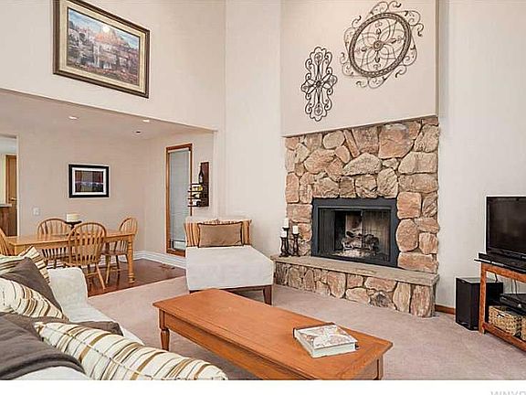 3rd image of 254 Brockmoore Dr