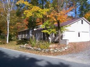 1712 French Pond Rd, Haverhill, NH 03765