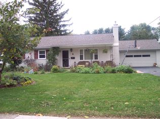 2591 Wickliffe Rd, Columbus, OH 43221