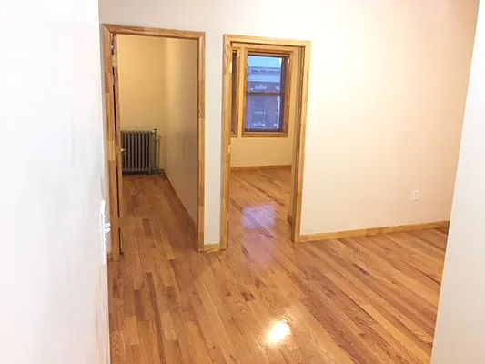 Rented by EXR | media 28