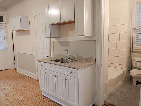 4th image of 1928 N Damen Ave APT 1F