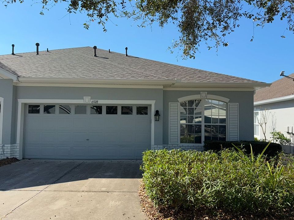 1st image of 6928 Surrey Oak Dr