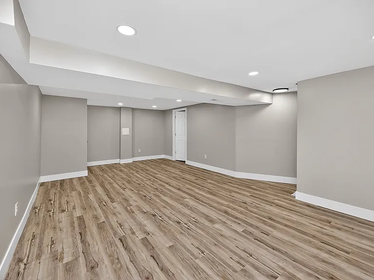2804 Yankee Rd — Photo 28