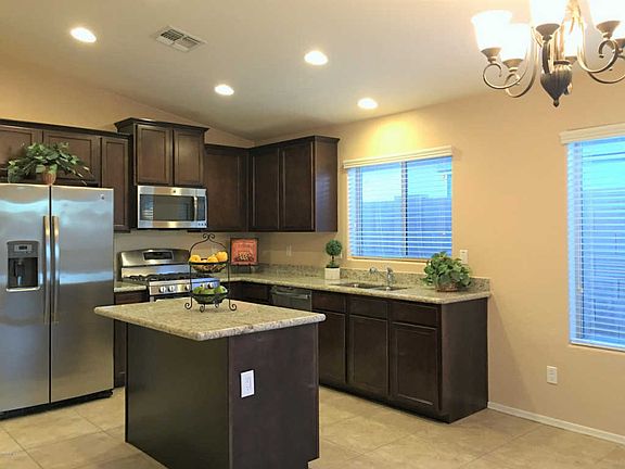 3rd image of 2125 E Campo Bello Dr