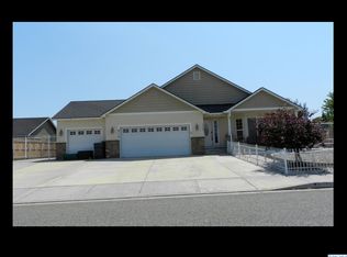 4212 Segovia Dr, Pasco, WA 99301