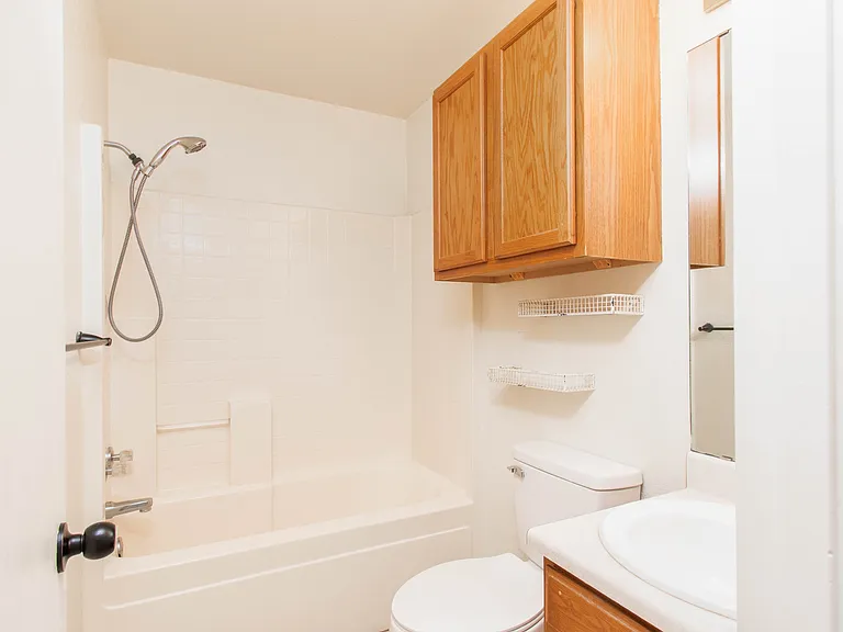 11 Basswood Ct — Photo 14