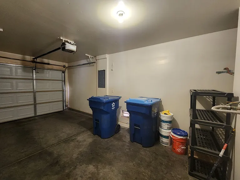 10256 Franford Ct — Photo 47