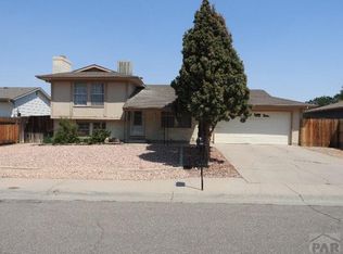 20 Hudspeth Ln, Pueblo, CO 81005