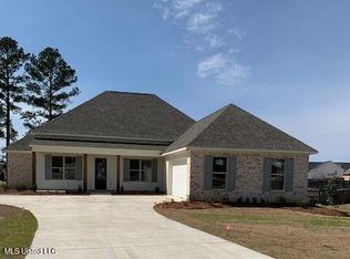 121 Catherine Blvd, Clinton, MS 39056
