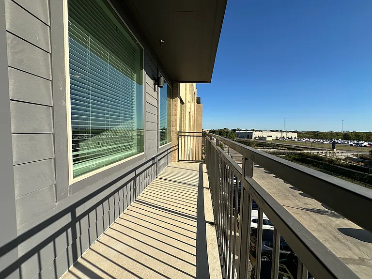 W Fm Road 1626 — Photo 17