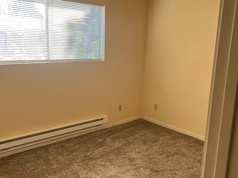 518 Quinn Ave #2 — Photo 12