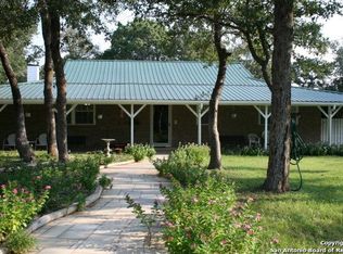 124 Deep Woods Dr, Seguin, TX 78155