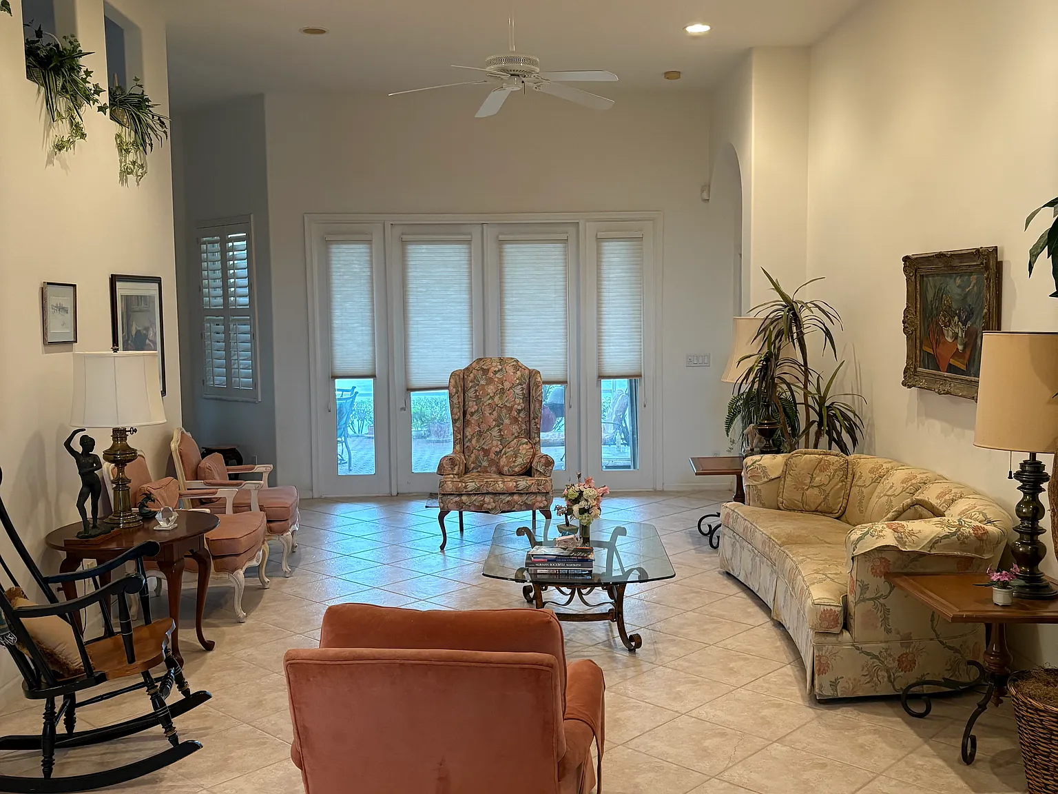 3 bed, 2.5 bath, 2149 sqft, $5,500 — Photo 2