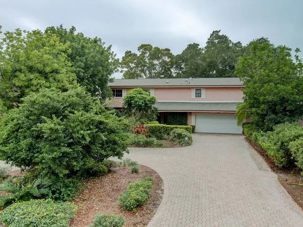 1209 79th St S, Saint Petersburg, FL 33707