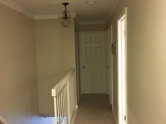 5th image of 638 15th St S APT A